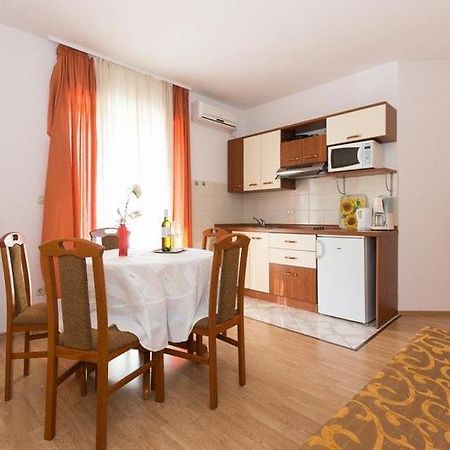 Marija F4 Apartment Krk Town Luaran gambar