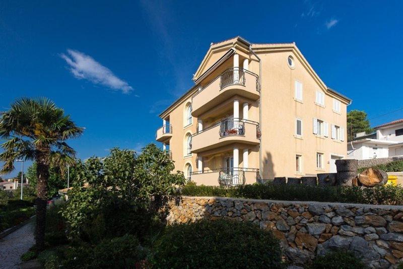 Marija F4 Apartment Krk Town Luaran gambar