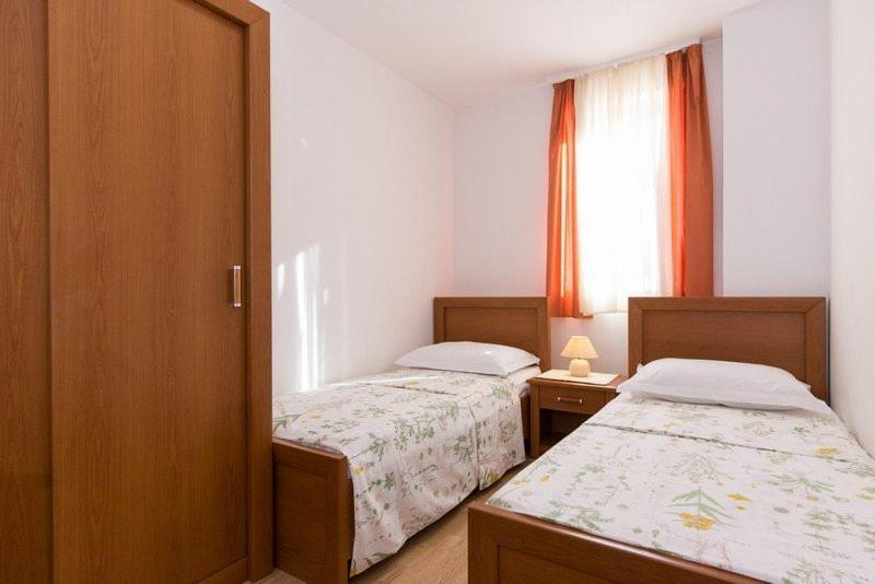 Marija F4 Apartment Krk Town Luaran gambar