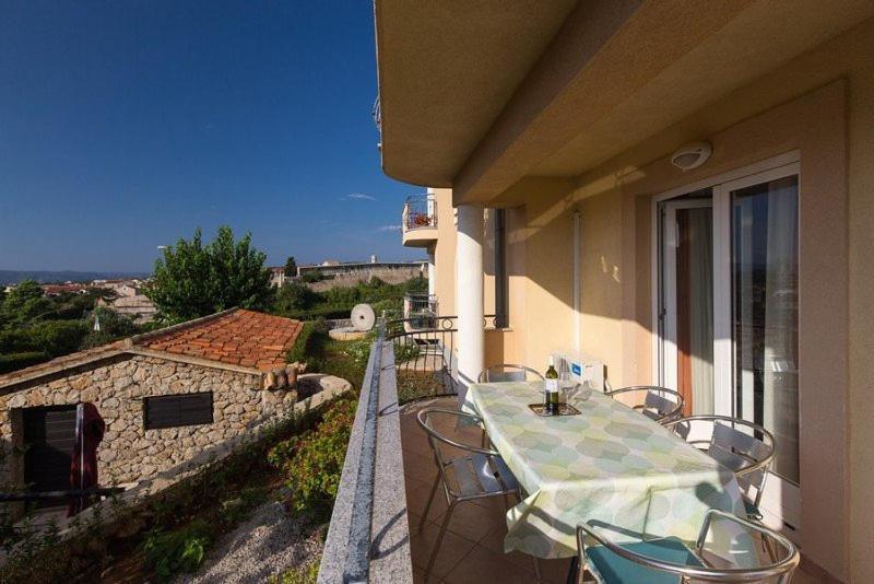 Marija F4 Apartment Krk Town Luaran gambar